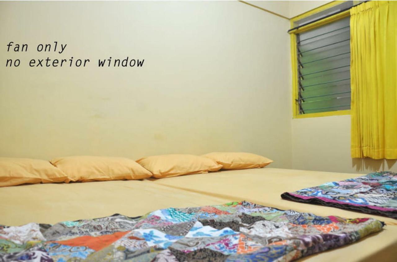 The Sleepingroom Hostel Джокякарта Екстериор снимка